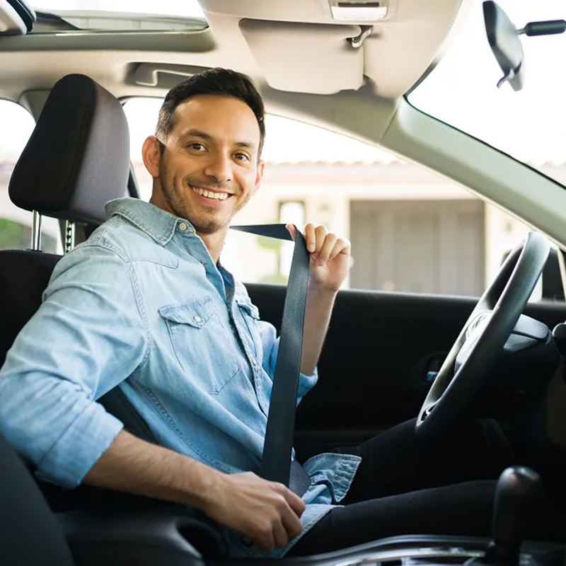 Case studies: uśmiechnięty kierowca